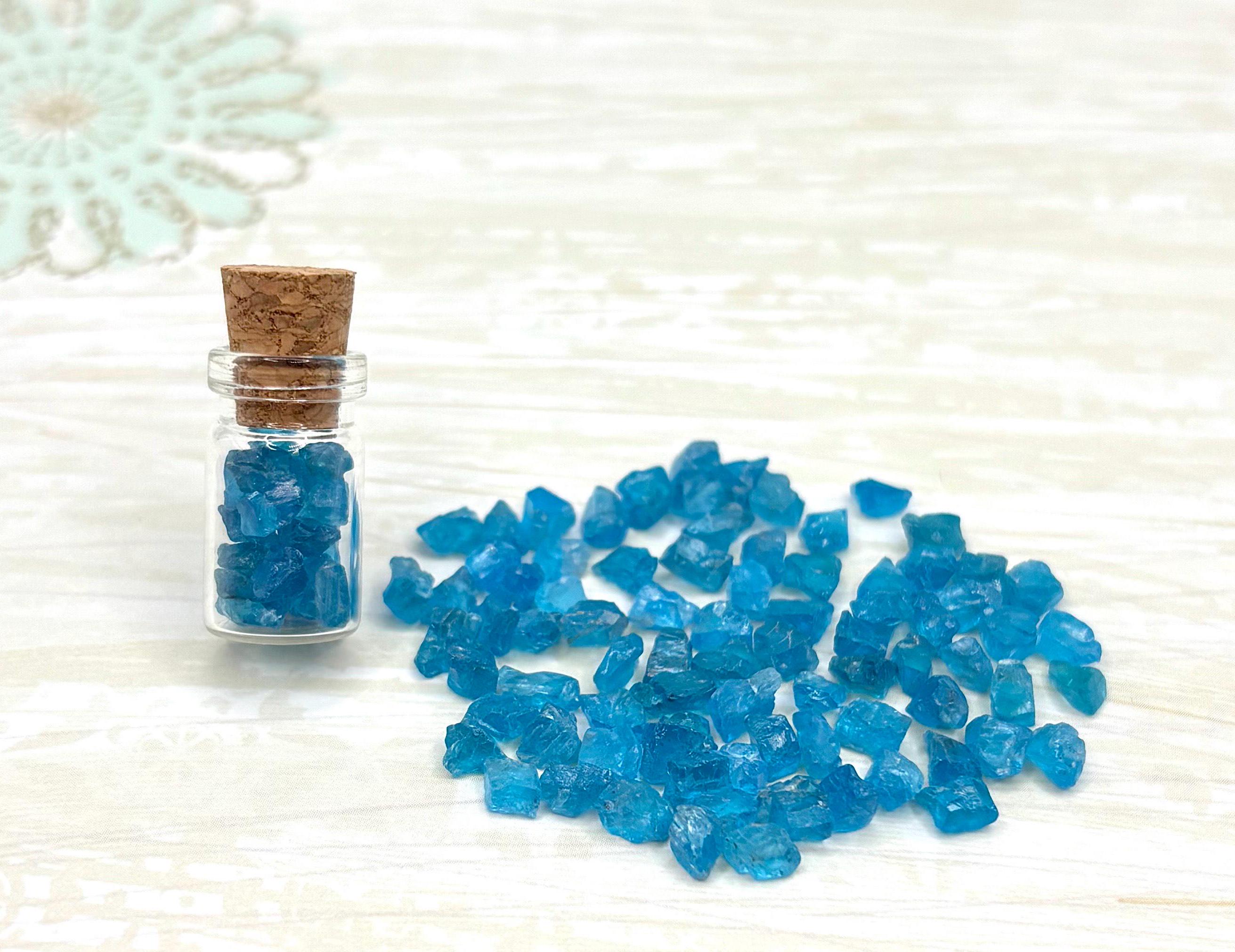 Crâne Sculpté En Cristal D'apatite Bleue - Taille Réelle, Réaliste - Décoration Ou Collection