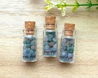 Mini tarro de cristal con ágata de uva - Ágata de uva natural de color púrpura y verde - Colgante - Decoración - Colección - Material para manualidades - 1 tarro por pedido