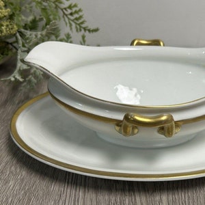 Vintage Bavaria The Baronial Gravy Boat White Porcelain Gold Trim
