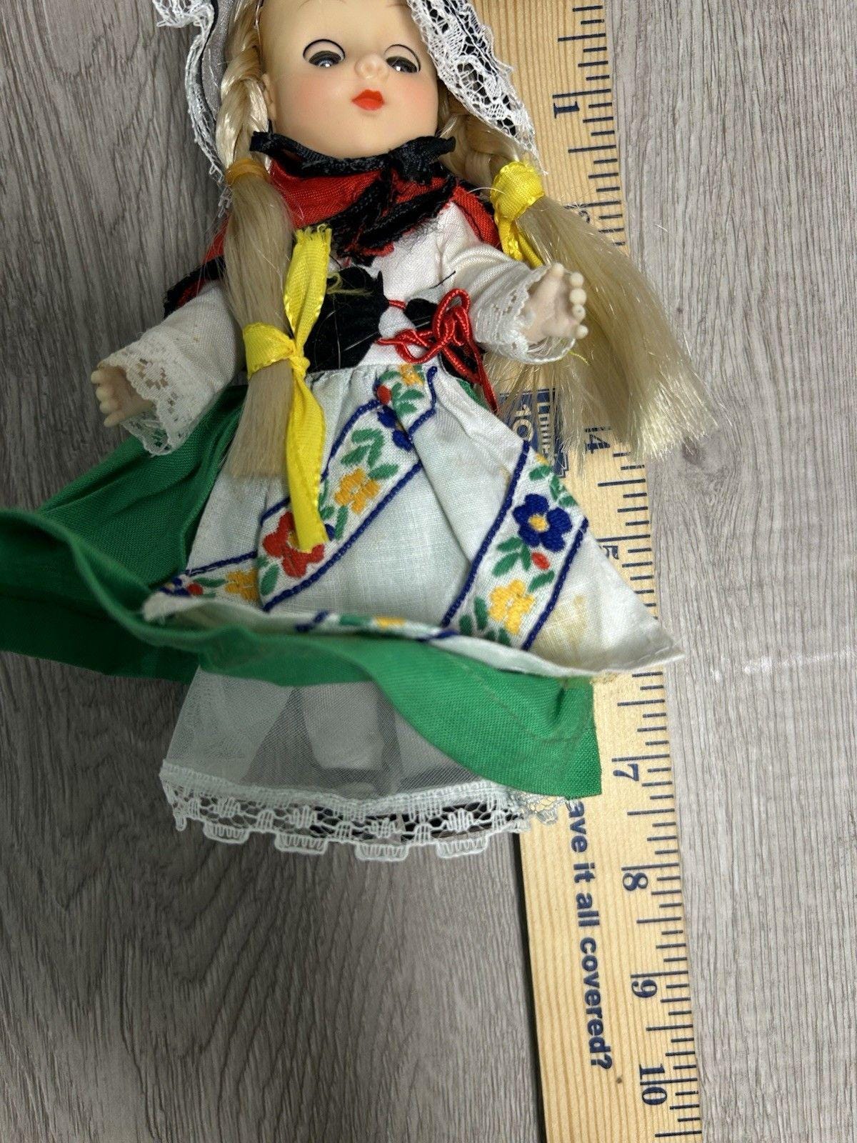 ヴィンテージドールズ・オブ・オール・ネーションズ ドール No.139