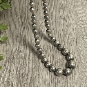 Vintage Navajo Pearls Sterling Silver 925 Graduated Bead Necklace 7
