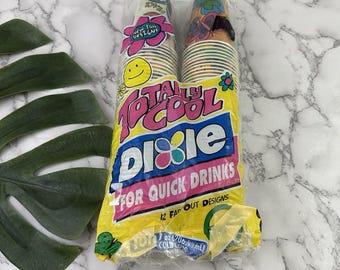 ディキシー ヴィンテージ Y2K 超クールな紙コップ クイックドリンク ピンク パープル 花柄 オープン