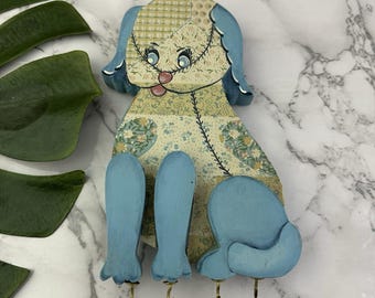 Handmålad väggbonad med hund från 80-talet, blå blommig, valp, med nyckelring