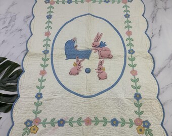 Couverture de couette pour lit de bébé vintage des années 80 Applique florale Bunny Pastel pétoncles chambre d'enfant