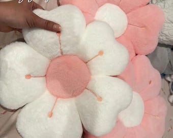 CUSCINO MARGHERITA: Cuscino a forma di margherita in peluche fatto a mano, cuscino floreale quadrato da 13,7 pollici, rosa, bianco, blu, morbido poliestere, decorazione per la casa, regalo