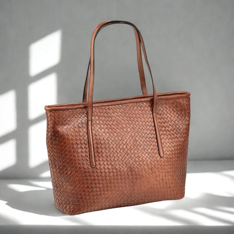 Handmade Woven Leather Tote Bag, Cognac Shoulder Purse, Michigan Crafted Design imagem 8