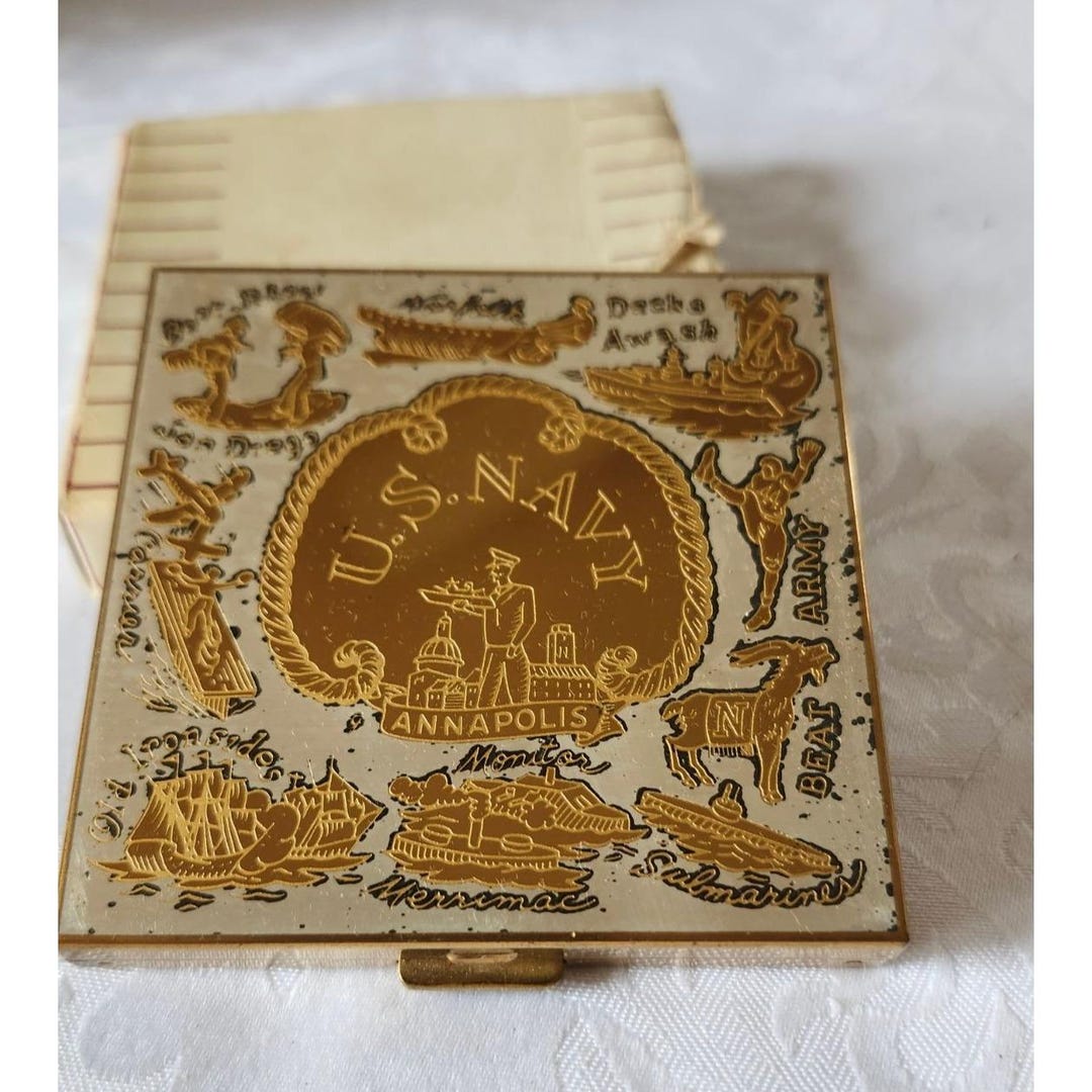 Vintage Volupte Compact USN Annapolis Military Souvenir Powder Compact ...