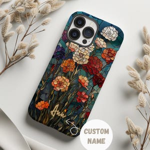Anpassat namnskal med konstgjord nejlika i målat glas för iPhone 16 15 Pro, blommigt mosaikfodral för S24 S23, Pixel 9 8 Pro, perfekt för naturälskare