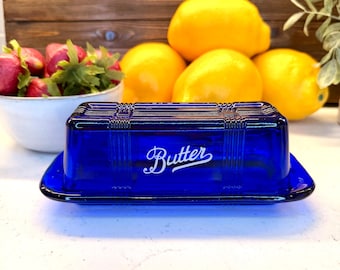 Mantequera de cristal azul cobalto con tapa / Mantequera con tapa de estilo vintage / Decoración de cocina rústica / Vajilla estilo cottagecore
