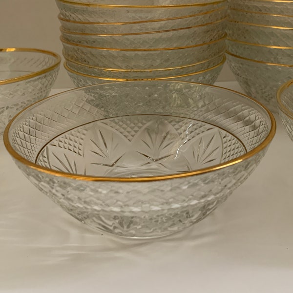 Cristal d'Arques Durand Glass Salad or Fruit Bowl with Gold Rim, Made by Durand Glass Company in Millville, N.J.