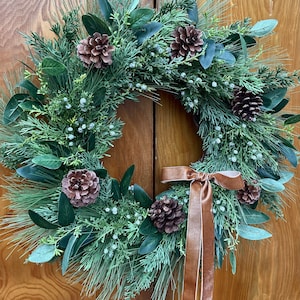 Christmas Evergreen Wreath for Front Door Juniper and Cedar Wreath for Christmas Evergreen Wreath with Pinecones Artificial Winter Wreath
