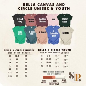 Puede incluir: Una tabla de tallas para camisetas unisex y para j&oacute;venes Bella + Canvas y Circle. La tabla muestra la talla, el ancho y la longitud de cada camiseta en pulgadas. La tabla tambi&eacute;n incluye informaci&oacute;n sobre el ajuste de las camisetas, como si son peque&ntilde;as, ajustadas o grandes.