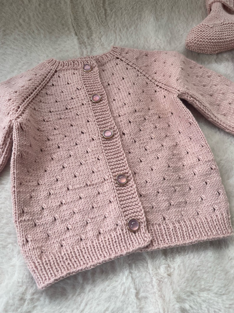 Set of 4-Baby girl romper bonnet booties cardigan set-newborn Gift box-Baby photo prop-knittef newborn coming home hospital outfit-pink rose zdjęcie 10