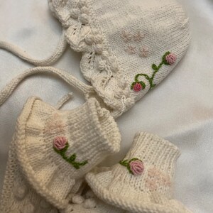 Set of 3,Baby girl romper bonnet booties set,newborn Gift box,knit Baby photo prop,newborn coming home hospital outfit,white Baby romper image 6