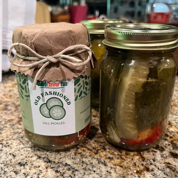 Old Fashioned Dill Pickles (Pint) | Artisan Dill Pickles | Hand Packed, Home Grown or Locally Sourced, Small Batch | Crunchy Foodie Gift