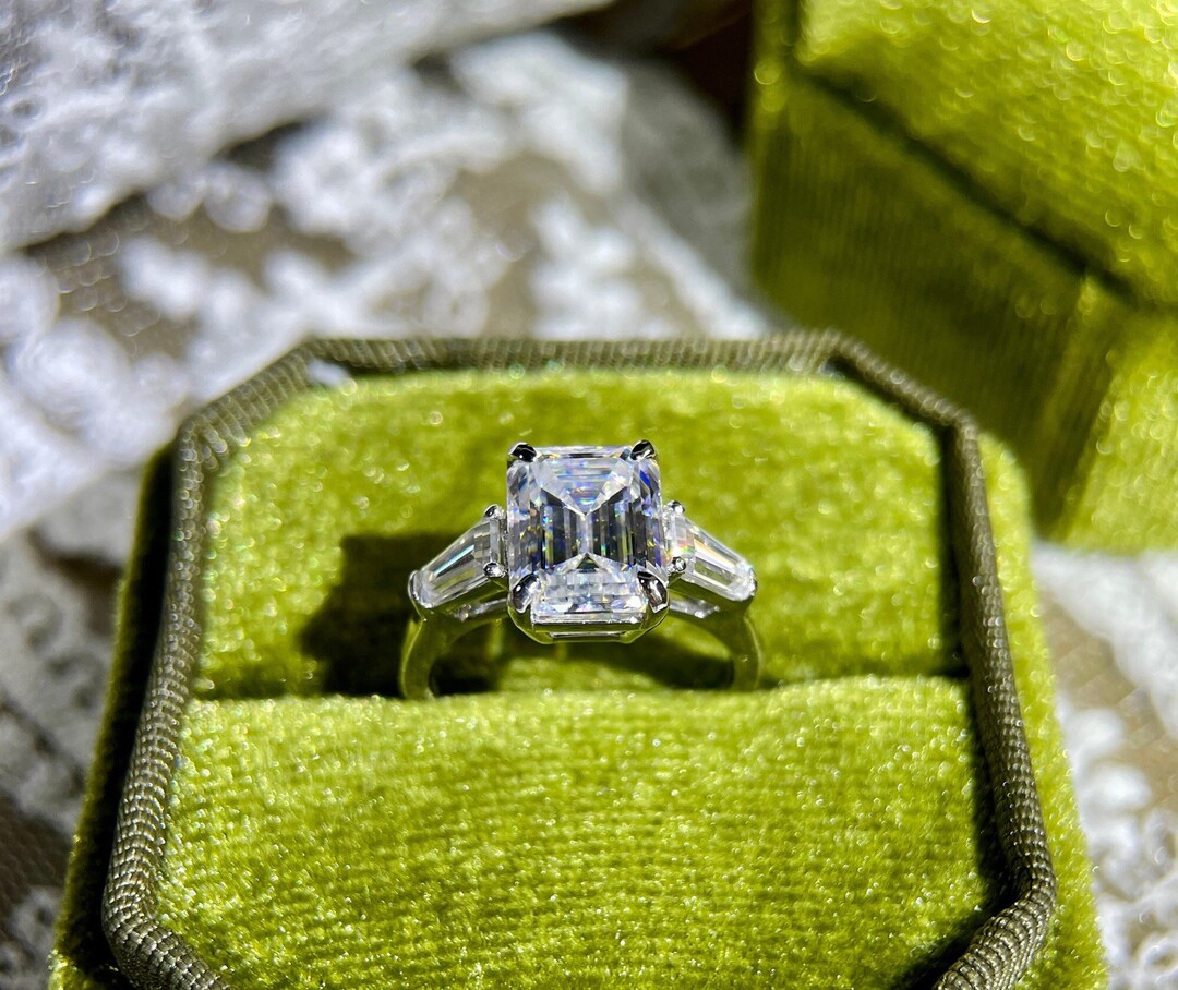 3CT Emerald Moissanite Engagement Ring With Baguette Side - Etsy