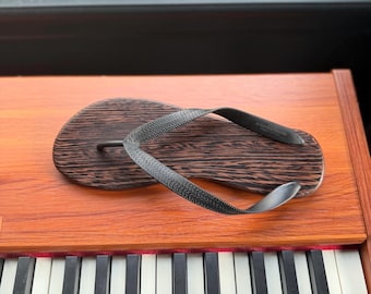 Sandalia Chancla Wenge Pala Nalgadas 1/2”