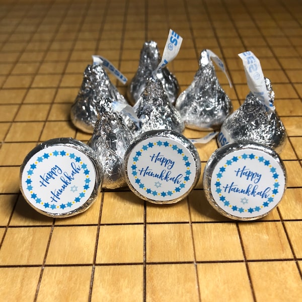 Hanukkah sticker for chocolate kisses, kiss sticker, Jewish stickers, Happy Hanukkah sticker, Holiday sticker, candy label, round label