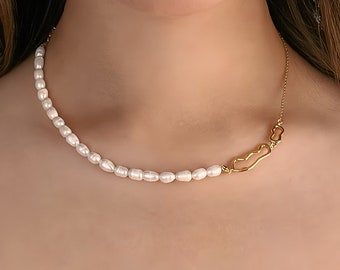 Madelaine Necklace: 18K Gold Vermeil Asymmetrical Pearl Necklace