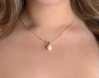 Vivienne Necklace: 18K Gold Vermeil Charmed Chain Necklace with Freshwater Pearl Pendant