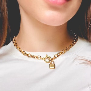Lock & Chain Toggle Clasp Necklace (Stainless Steel)