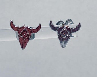 Clous d'oreilles en argent Taureau