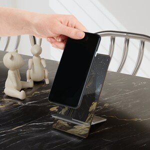 Hermit Tarot Card Mobile Display Stand: An Emblem of Solitude and Introspection for the Contemplative User image 5