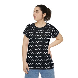 Age of Aquarius Tee in Black