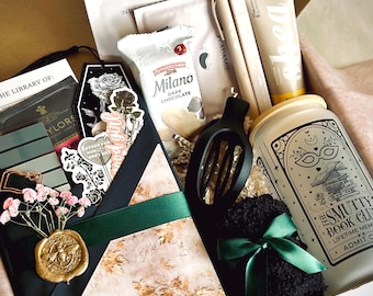 Blind Date With A Book Box, Spicy, Dark-Romance, Dark Fantasy-Romance, Thriller, Mystery Book-Gift