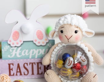 Schema per realizzare una pecora all'uncinetto in stile amigurumi. Decorazione all'uncinetto per Pasqua.