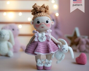 Muñeca Amigurumi de Ganchillo. Niña con Conejito. Patrón de Ganchillo en PDF.