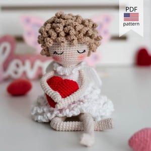 Tender crochet Angel. Amigurumi crochet PDF pattern. Crochet home decor