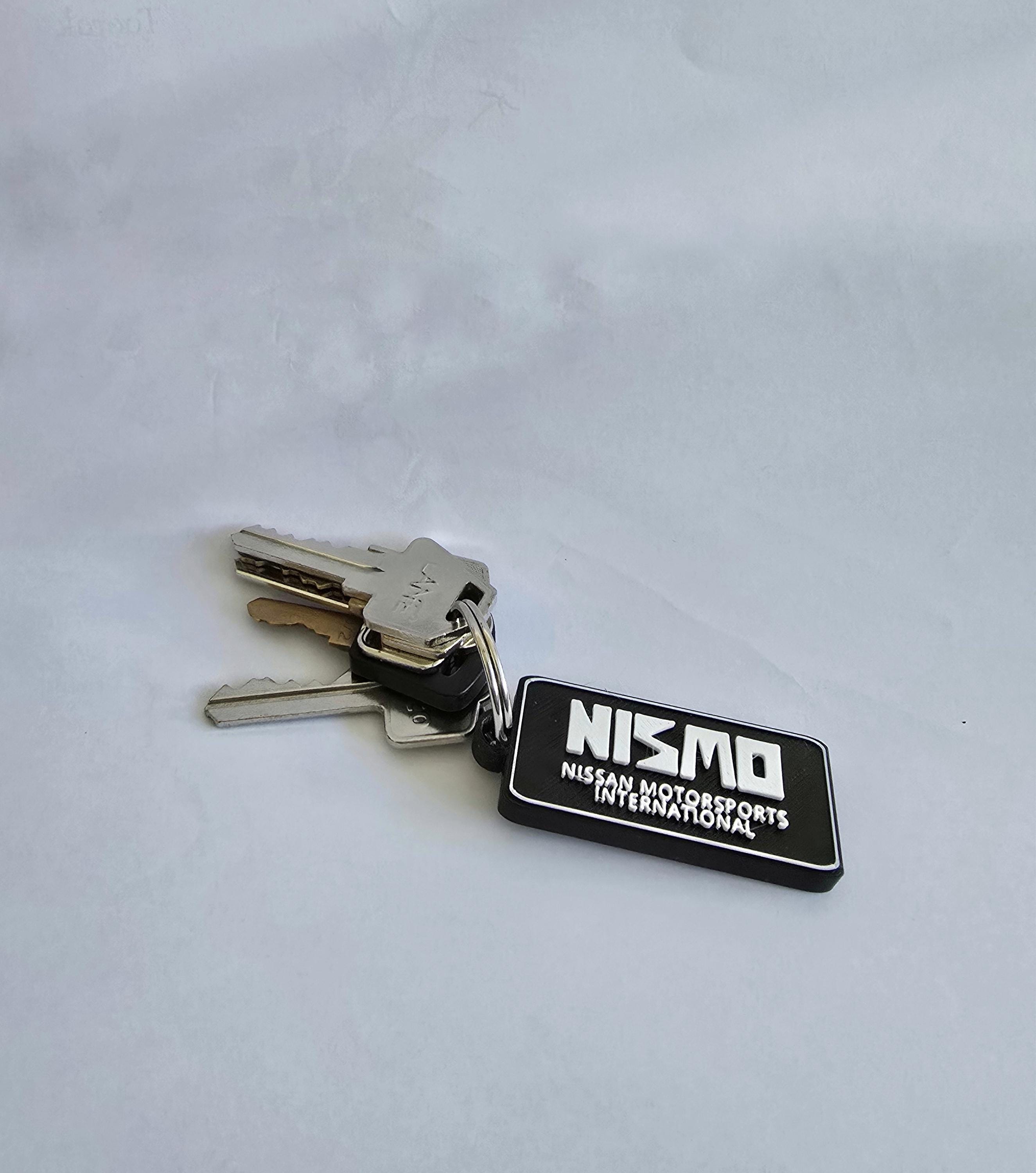 NISMO 旧ロゴ プレート 大サイズ 幅61.7cm 生産終了品 日産 レア NISMO 旧ロゴ プレート 大サイズ 幅61.7cm 生産終了品 日産 レア Nismo old