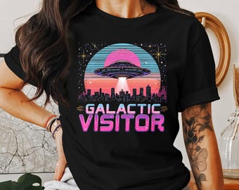 Retro UFO City T-Shirt: Sci-Fi Alien Graphic, Vintage Spacecraft Design