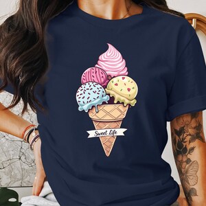 Niedliches Eistüte T-Shirt, Süßes Leben Grafik T-Shirt, Eis Liebhaber Shirt, Buntes Sommer Shirt, Spaß Dessert T-Shirt, Lässiges Outfit