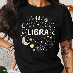 Koszulka z grafiką zodiaku Waga Astrologia, koszulka z horoskopem niebiańskim, koszulka z konstelacją znaku zodiaku, prezent urodzinowy dla artystycznego znaku zodiaku Wagi