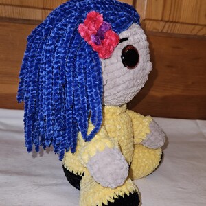 Crochet Coraline and Cat image 6