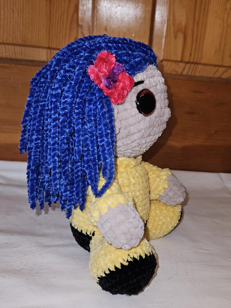 Crochet Coraline and Cat image 6
