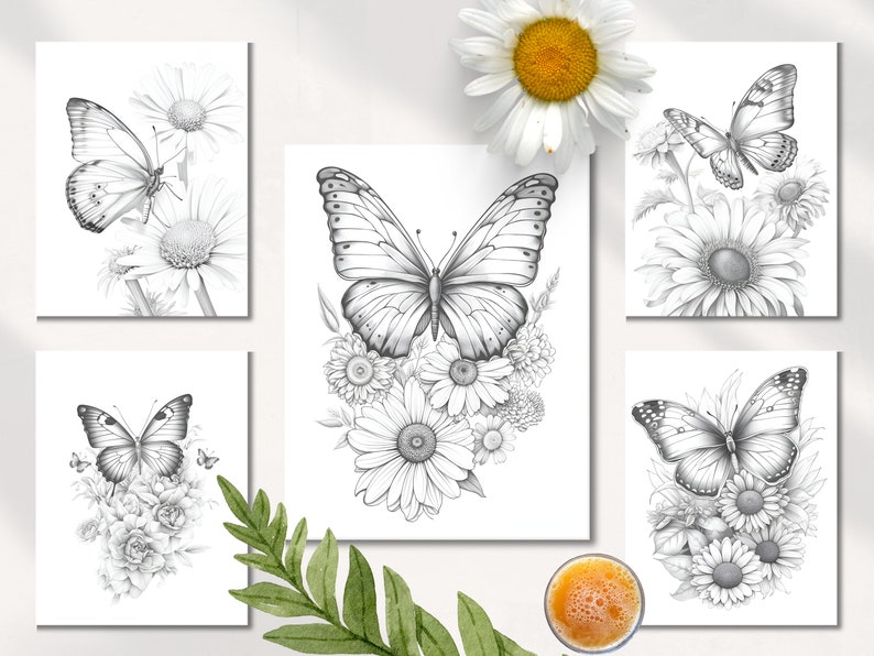 Pu&ograve; includere: Cinque stampe d'arte stampabili in bianco e nero con farfalle e fiori. Ogni stampa presenta un diverso arrangiamento di farfalle e fiori.