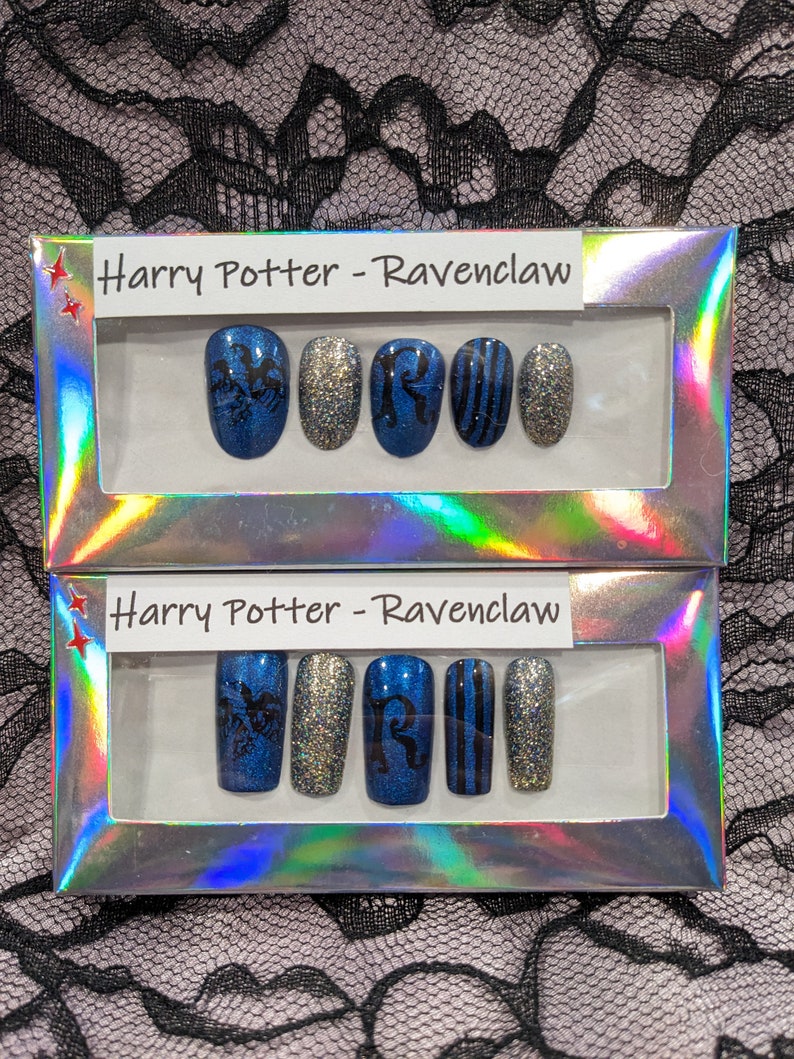 Fandom Nails - H.P. image 4