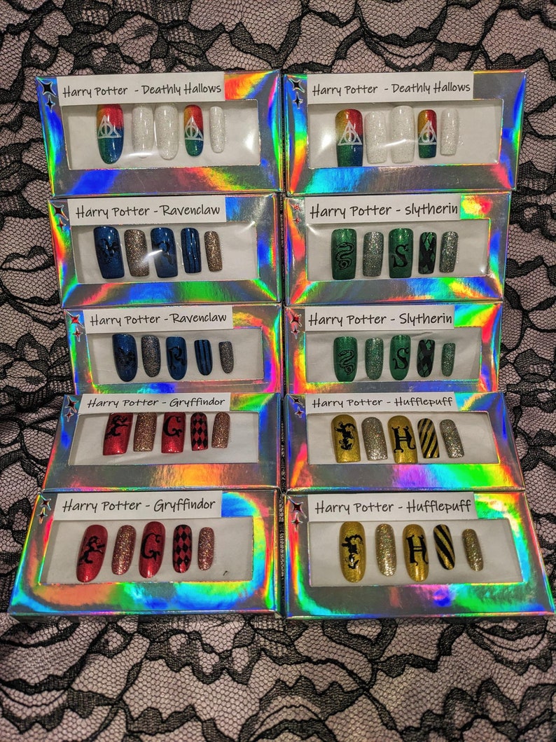 Fandom Nails - H.P. image 1