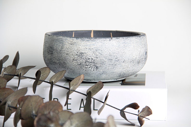 Soy Candle Hand-made Concrete Bowl with Aged Interior image 5