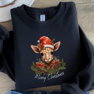 Christmas Giraffe Pullover - High Quality Festive Family Unisex Sweatshirt, Gift for Giraffe Lovers, Cute Christmas Shirt, Giraffe Santa Hat