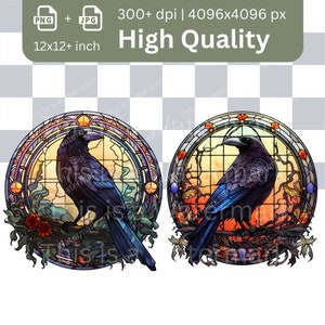 K&ouml;nnte beinhalten: Zwei Glasmalerei-Illustrationen von Raben, die auf &Auml;sten sitzen. Die Raben sind in einem leuchtenden Blau- und Schwarz-Farbschema dargestellt, mit aufwendigen Details im Glasmalereidesign. Der Hintergrund jeder Illustration zeigt einen Sonnenuntergang in Orange-, Gelb- und Rott&ouml;nen.