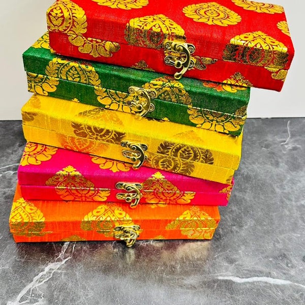 100 Handmade Decorative Sweet Box, Fabric Brocade box for Indian Wedding Favor, Diwali gift box, Mithai box, Bangles Jewelry Box, Nikah box