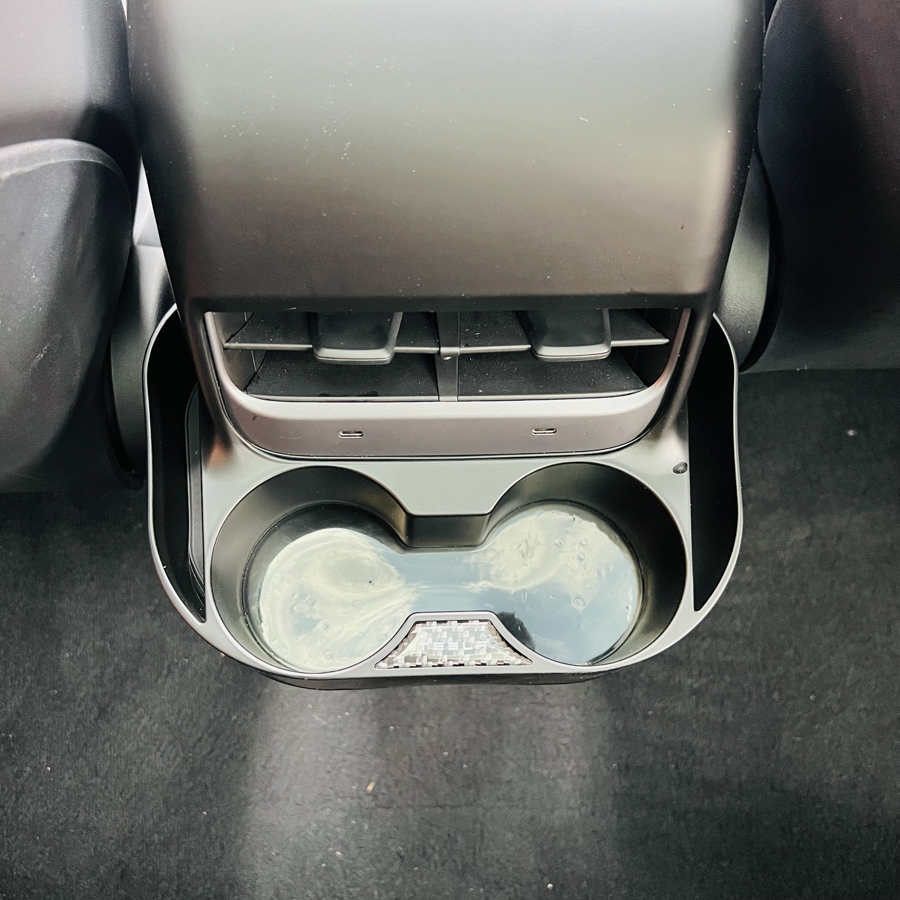 Tesla Cup Holder Second Row Cup Holder With Carbon Fiber Logo for Model