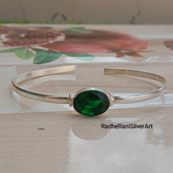 Emerald and Silver Cuff Bangle Bracelet, Solid bangle Bracelet, Oval shape Bangle, Emerald Gemstone Bangle, May birthstone, Gift for Mom