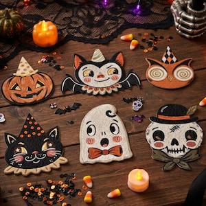 Pastel Cute Ghost Embroidered Patch Set, Spooky Little Ghost Applique, Aesthetic Halloween Patches, Colorful Ghost Badge, Spooky Season Gift