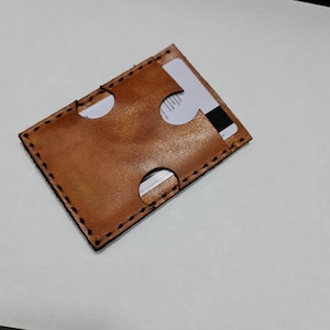 padrão de suporte de cartão de couro feito à mão