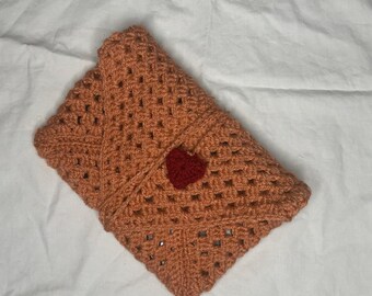 Handmade love heart book pouch, love heart kindle pouch, crochet book sleeve, crochet kindle sleeve, valentines gifts, crochet, gift ideas